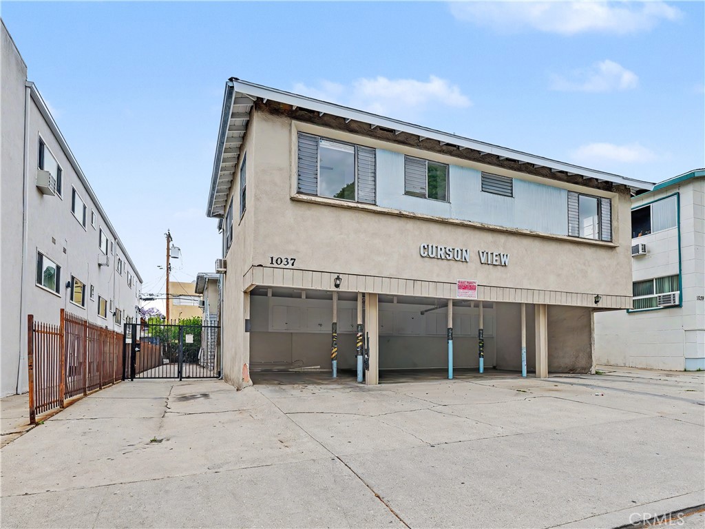 1037 N Curson #4