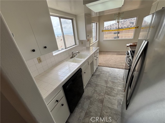 Kitchen main on 2nd fl