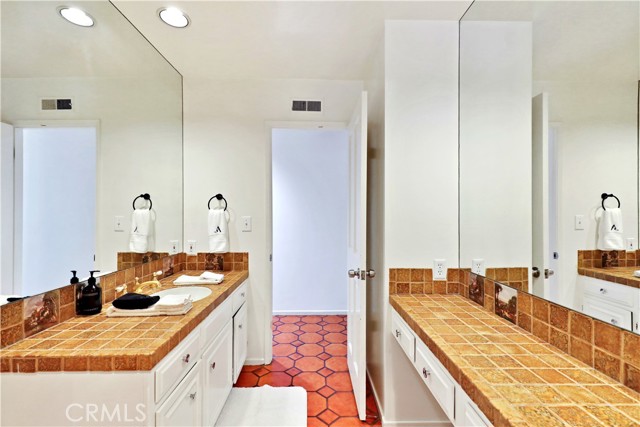 Drew Fenton | 7161 Grasswood Avenue Malibu CA | MLS: 7321831
