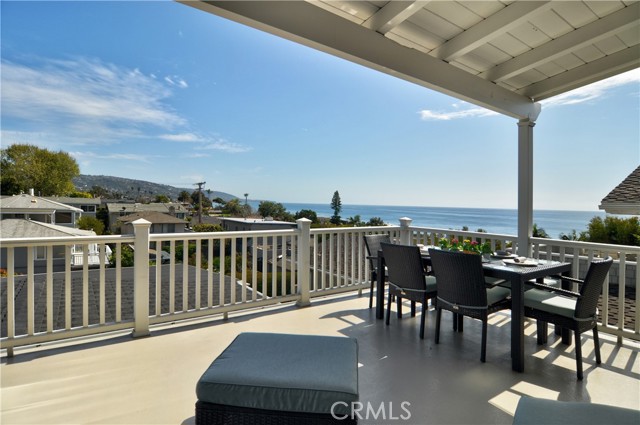 Detail Gallery Image 1 of 26 For 168 Fairview, Laguna Beach,  CA 92651 - 2 Beds | 1 Baths