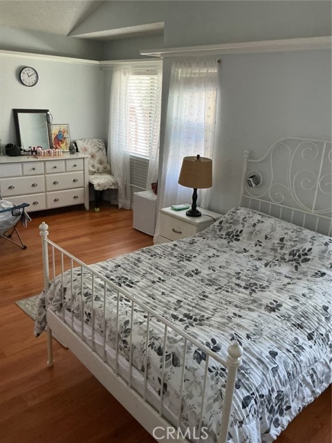 Detail Gallery Image 32 of 50 For 19849 Collins, Canyon Country,  CA 91351 - 3 Beds | 2 Baths