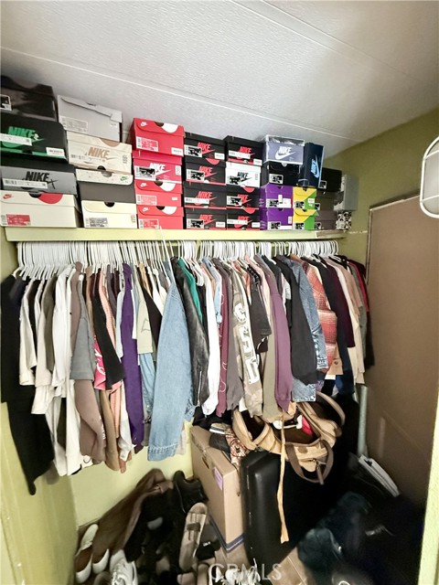 Detail Gallery Image 21 of 37 For 1855 Riverside, Ontario,  CA 91761 - 3 Beds | 2 Baths