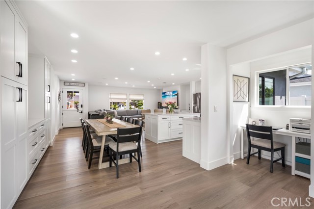 Detail Gallery Image 18 of 45 For 17551 Griffith, Huntington Beach,  CA 92649 - 4 Beds | 3 Baths