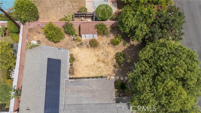 6402 Graves Avenue, Van Nuys CA: https://media.crmls.org/medias/c233380a-939d-4b87-bf24-8ef509b84302.jpg