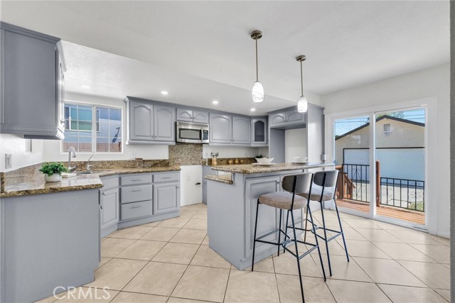 15844 San Jose Avenue, La Puente CA: https://media.crmls.org/medias/c2335706-9f3d-4538-b5f0-fd2dbbf0afba.jpg