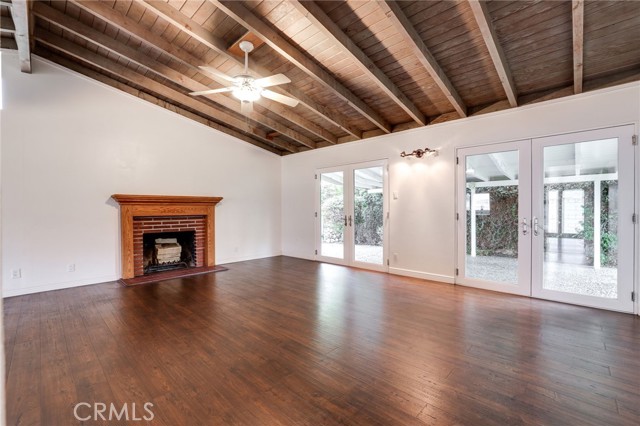 Detail Gallery Image 2 of 14 For 9752 Harle, Anaheim,  CA 92804 - 3 Beds | 2 Baths