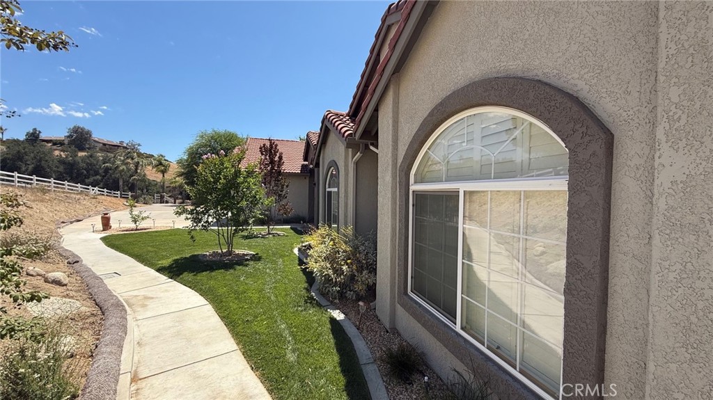 MLS #OC25148104 img 5