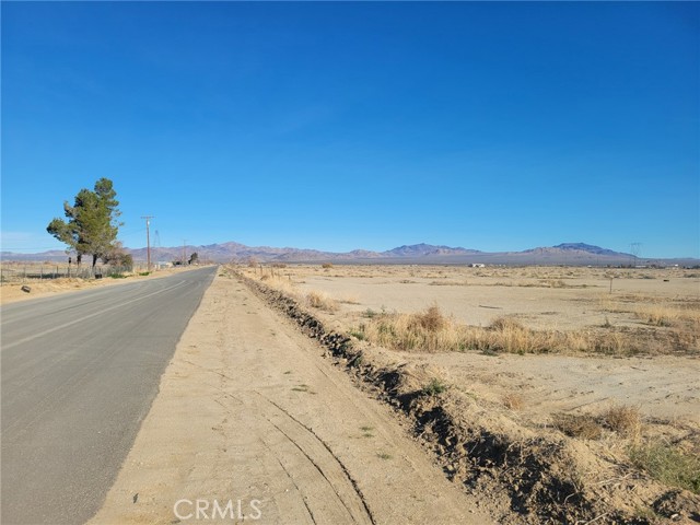 Detail Gallery Image 3 of 16 For 0 Locust, Lucerne Valley,  CA 92356 - – Beds | – Baths
