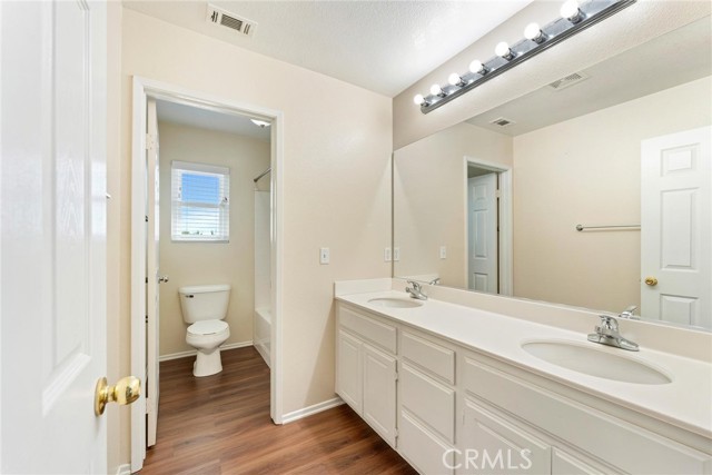 Detail Gallery Image 21 of 42 For 330 Palo Santa, San Jacinto,  CA 92582 - 5 Beds | 3 Baths