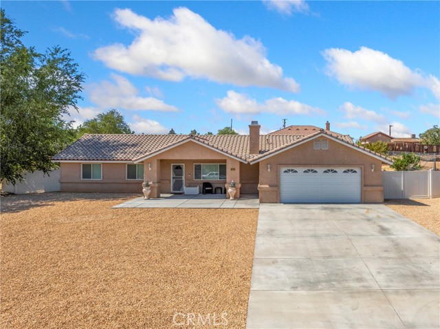 Detail Gallery Image 1 of 25 For 9220 Jacaranda Ave, Hesperia,  CA 92345 - 4 Beds | 2 Baths