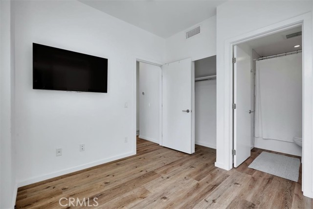6919 Knowlton Place, Los Angeles CA: https://media.crmls.org/medias/c234ac6b-6fd6-4e88-8d0e-a0c85e609938.jpg