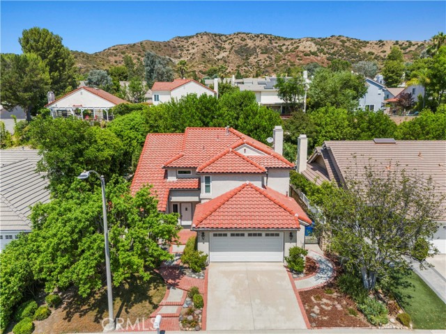 Detail Gallery Image 3 of 74 For 7907 Cowper Avenue, West Hills,  CA 91304 - 4 Beds | 3 Baths