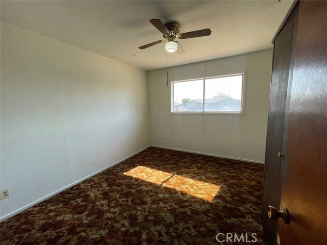 11058 Jones Street, Hanford CA: https://media.crmls.org/medias/c23607f1-8098-4052-bc39-25f072e425f6.jpg