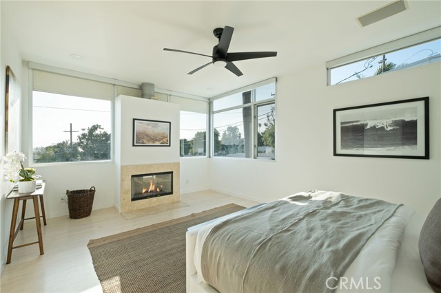 Detail Gallery Image 16 of 39 For 330 Hollowell Ave, Hermosa Beach,  CA 90254 - 4 Beds | 4 Baths