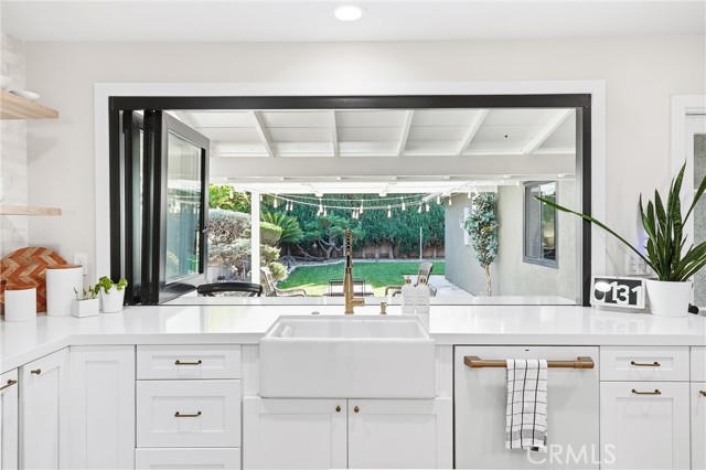 1124 E Maplewood Place, Orange CA: https://media.crmls.org/medias/c2361ff5-356d-416e-8e2a-fc8a166dffb3.jpg