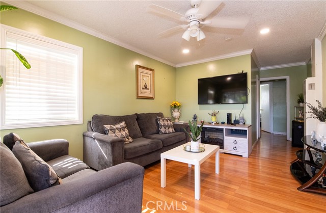 Detail Gallery Image 12 of 30 For 2121 E Shauer, Compton,  CA 90222 - 4 Beds | 2 Baths