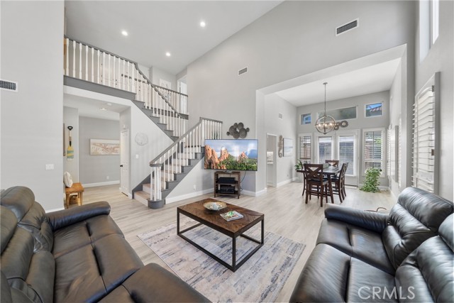 45389 Via Jaca, Temecula CA: https://media.crmls.org/medias/c237975f-1951-48f4-ba88-d62bd726ea47.jpg
