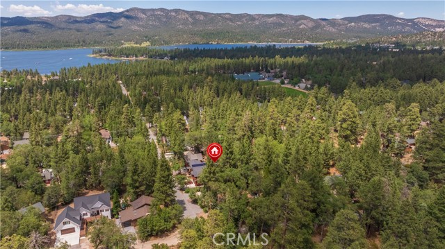 793 Knight Avenue, Big Bear Lake CA: https://media.crmls.org/medias/c237da15-c0ea-4516-9834-24bd8321c5fb.jpg