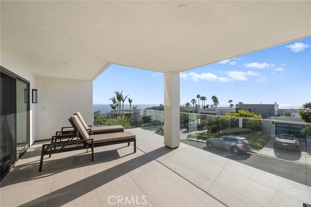 Detail Gallery Image 31 of 53 For 723 Balboa Ave, Laguna Beach,  CA 92651 - 4 Beds | 4/1 Baths