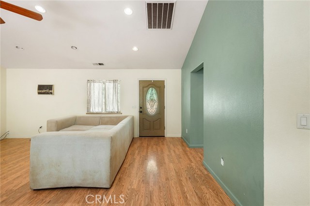 4940 Papaya Road, Forest Ranch CA: https://media.crmls.org/medias/c239277c-2417-43ea-8cb8-2b7a8f55efca.jpg