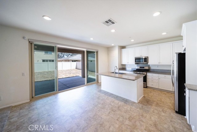 Detail Gallery Image 17 of 39 For 3409 Spring Wheat St a,  Perris,  CA 92570 - 3 Beds | 2/1 Baths