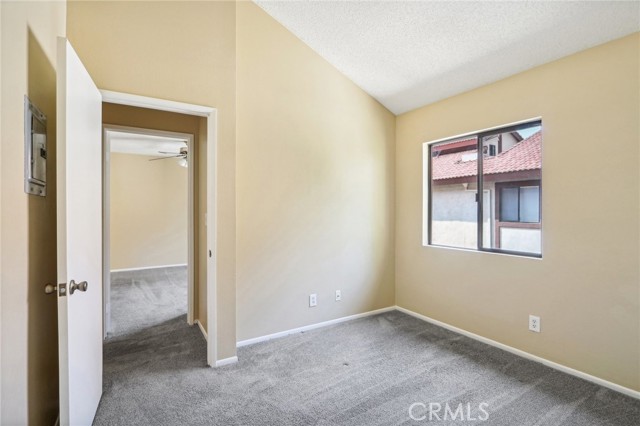 Detail Gallery Image 21 of 39 For 27949 Tyler Ln #346,  Canyon Country,  CA 91387 - 3 Beds | 2 Baths