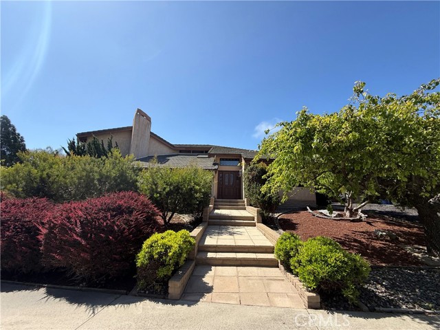 1555 Cordova Drive, San Luis Obispo CA: https://media.crmls.org/medias/c23ab3d6-4438-4c1d-a840-979e6286136e.jpg
