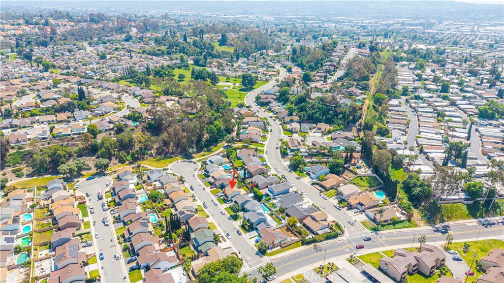 https://media.crmls.org/medias/c23aeec9-a17b-4b01-b853-53034e166f2f.jpg?preset=X-Large