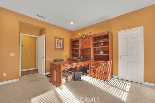 Detail Gallery Image 25 of 68 For 6681 Moonriver St, Corona,  CA 91752 - 5 Beds | 3/1 Baths