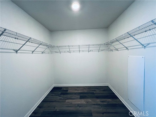 Detail Gallery Image 12 of 22 For 2061 E Sentinel Privado, Ontario,  CA 91764 - 4 Beds | 2/1 Baths