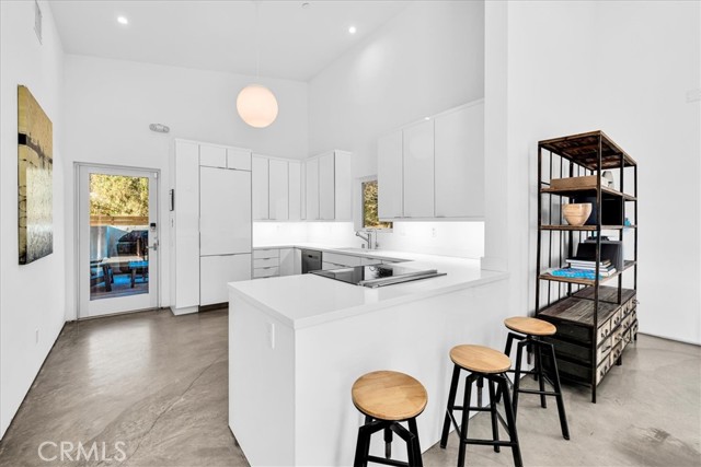 Detail Gallery Image 5 of 66 For 8825 Lilley Rd, Joshua Tree,  CA 92252 - 3 Beds | 2 Baths