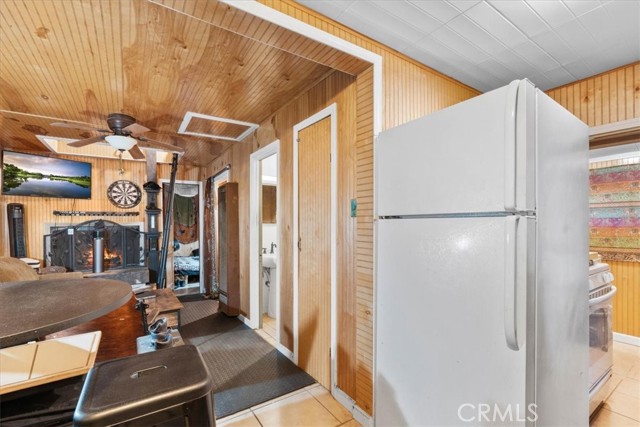 650 Rose Hill, Crestline, CA 92325
