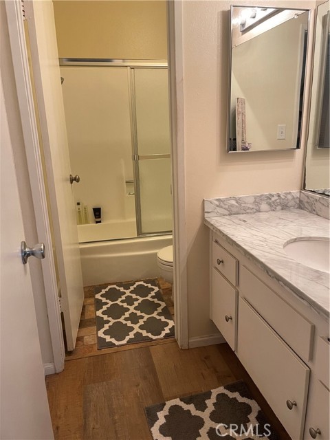 Detail Gallery Image 16 of 18 For 24431 Trevino Dr #V10,  Valencia,  CA 91355 - 3 Beds | 2 Baths