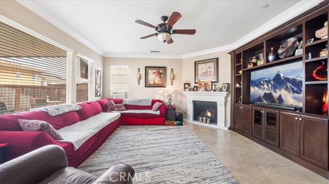 Detail Gallery Image 4 of 40 For 3991 Alpine Fir Ct, San Bernardino,  CA 92407 - 4 Beds | 3 Baths