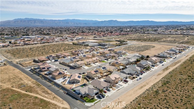 Detail Gallery Image 41 of 44 For 10657 Appaloosa, Hesperia,  CA 92345 - 4 Beds | 3 Baths
