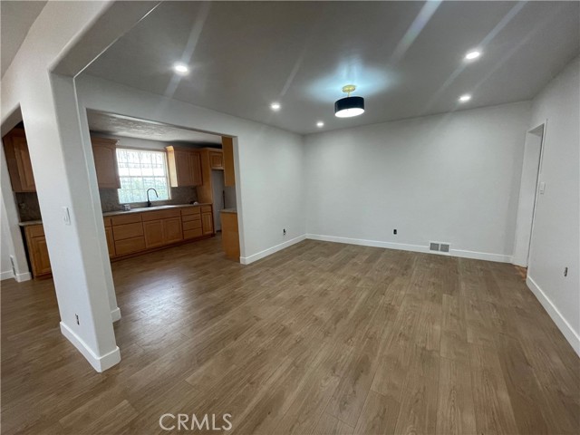 408 E Elm Street, Brea CA: https://media.crmls.org/medias/c24145a8-eba4-4677-b6c3-38a49280ff1b.jpg