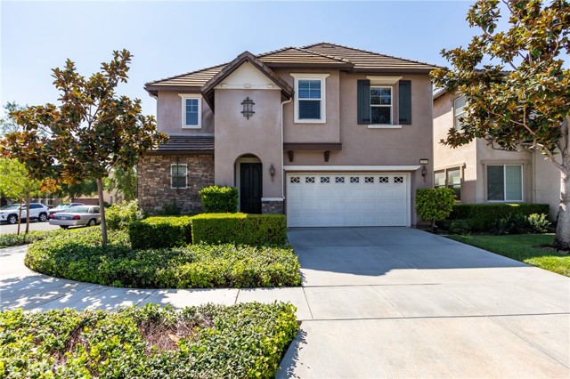 Detail Gallery Image 2 of 74 For 7679 Daphne, Chino,  CA 91708 - 3 Beds | 2/1 Baths