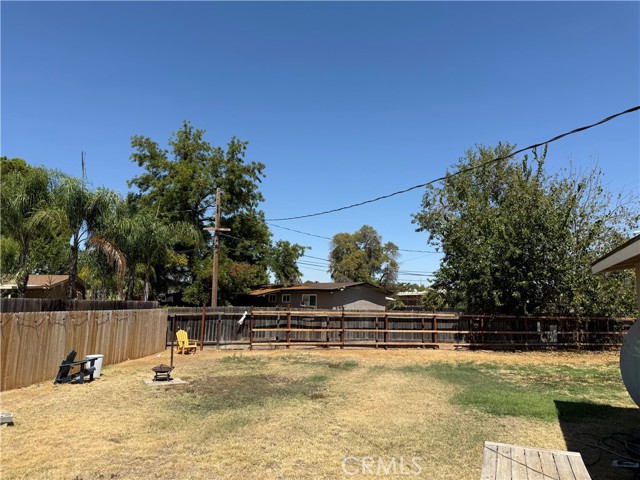 6258 N Glenn Avenue, Fresno CA: https://media.crmls.org/medias/c24251c3-32ca-4a53-be3c-3f92baba1594.jpg