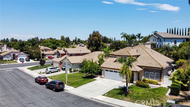 Detail Gallery Image 3 of 36 For 29751 Calle Palmas, Temecula,  CA 92591 - 4 Beds | 3 Baths