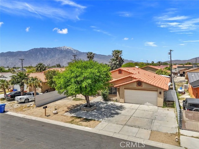 Detail Gallery Image 3 of 33 For 15123 Avenida Ramada, Desert Hot Springs,  CA 92240 - 4 Beds | 2 Baths