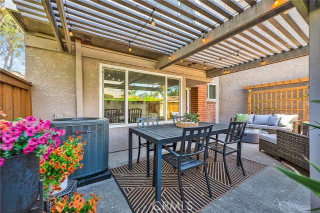 Detail Gallery Image 24 of 53 For 6512 E Camino Vista #6,  Anaheim Hills,  CA 92807 - 3 Beds | 2 Baths