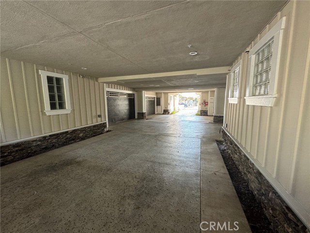 Detail Gallery Image 4 of 75 For 804 N Irena Ave #B,  Redondo Beach,  CA 90277 - 3 Beds | 2/1 Baths