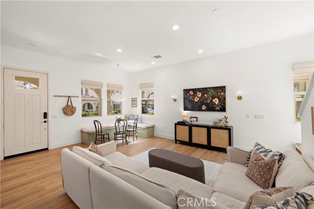 Detail Gallery Image 5 of 42 For 12 Adelfa St, Rancho Mission Viejo,  CA 92694 - 3 Beds | 2/1 Baths