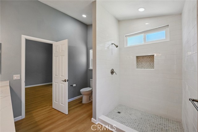 24318 Via Las Junitas, Murrieta CA: https://media.crmls.org/medias/c2446d38-7169-433d-a59a-48ea3d33ed87.jpg