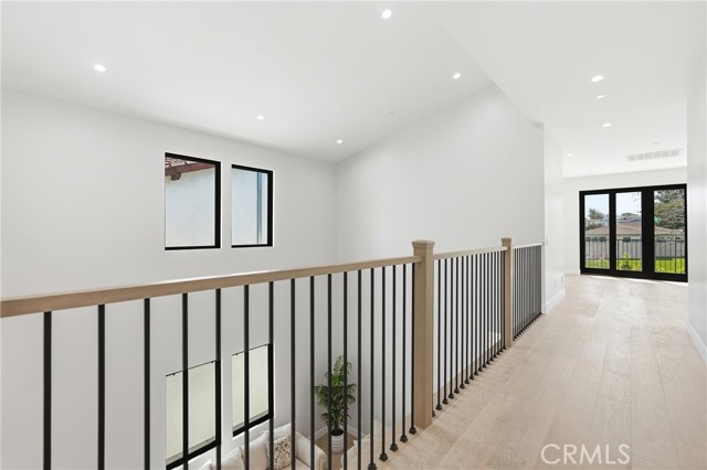 1612 Gates Avenue, Manhattan Beach CA: https://media.crmls.org/medias/c244d636-8e71-4f1c-a4f2-6317df8f9c33.jpg