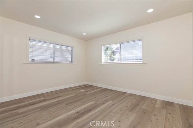 Detail Gallery Image 28 of 40 For 11110 Odell, Sunland,  CA 91040 - 4 Beds | 3 Baths