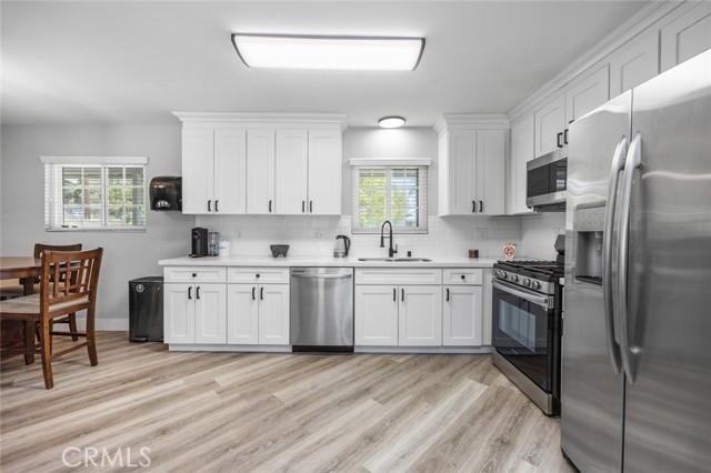 11911 Ivy Lane, Moreno Valley CA: https://media.crmls.org/medias/c245a85d-cbd1-407b-bd05-abb1c9ea431f.jpg