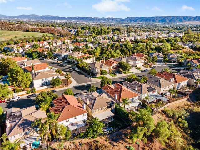 39691 Ashland Way, Murrieta CA: https://media.crmls.org/medias/c2471d34-2ac4-482d-9597-709dd8ec7ea0.jpg