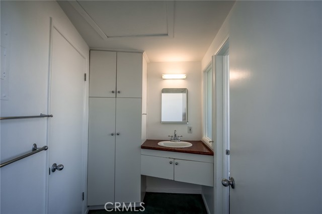 Detail Gallery Image 14 of 23 For 1400 N Hayworth Ave #28,  West Hollywood,  CA 90046 - 1 Beds | 1 Baths