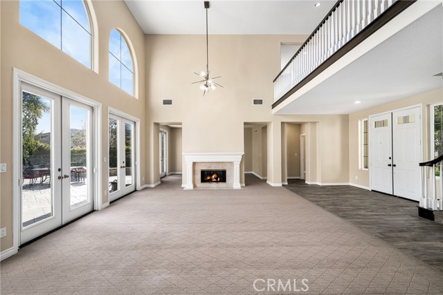 Detail Gallery Image 8 of 44 For 1030 S Summer Breeze Ln, Anaheim Hills,  CA 92808 - 5 Beds | 4/1 Baths